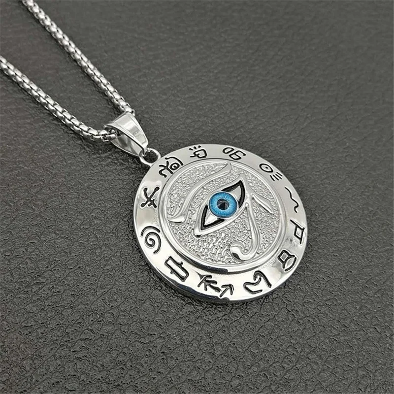 Eye of Horus Muslim Rune Pattern Round Pendant Necklace Men\'s Necklace Sliding Pendant Metal Necklace Amulet Accessory Jewelry