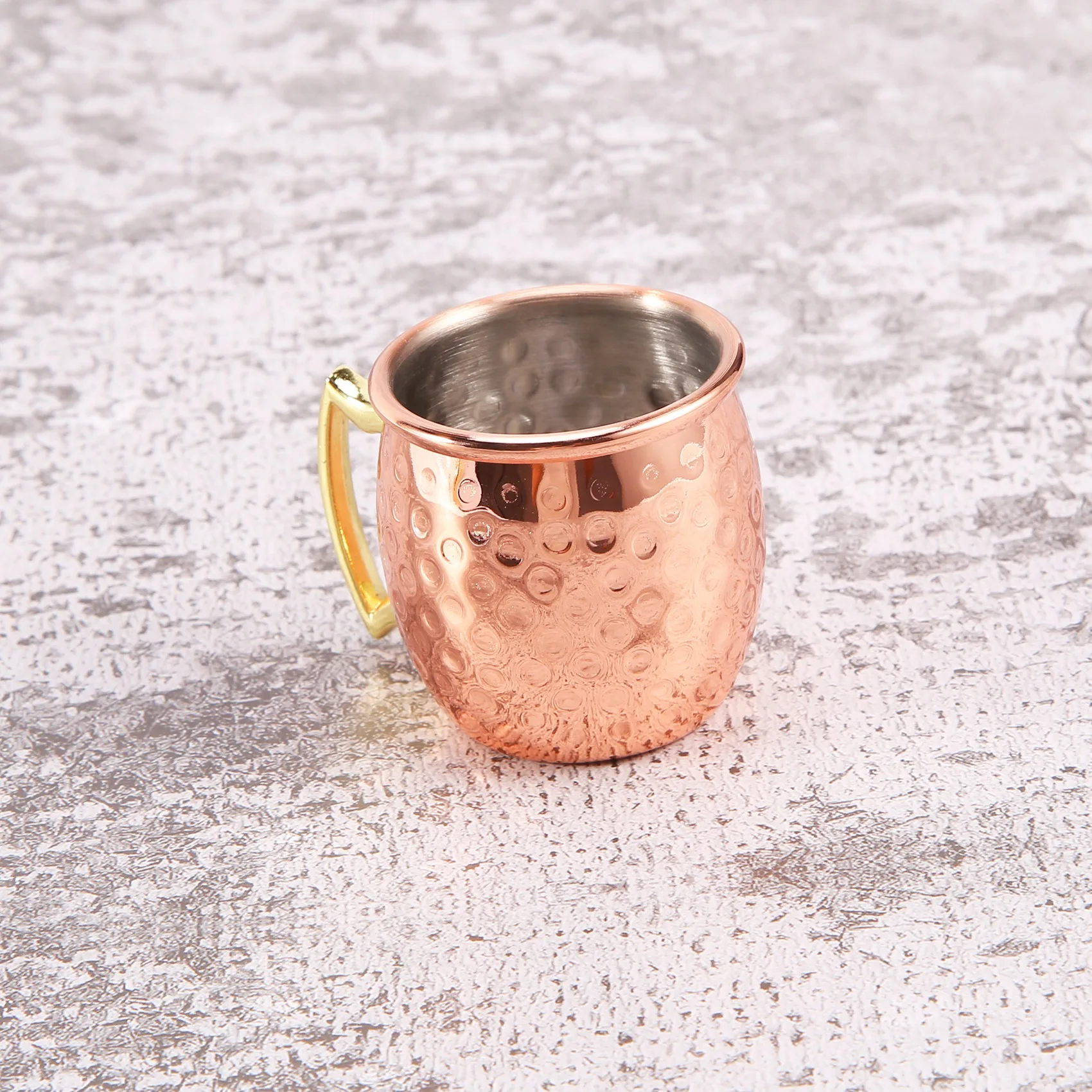 BVBV Mini 2-Ounce الفولاذ المقاوم للصدأ موسكو البغل القدح اسبريسو أكواب صغيرة النحاس مطلي القدح النار مجموعة من 4