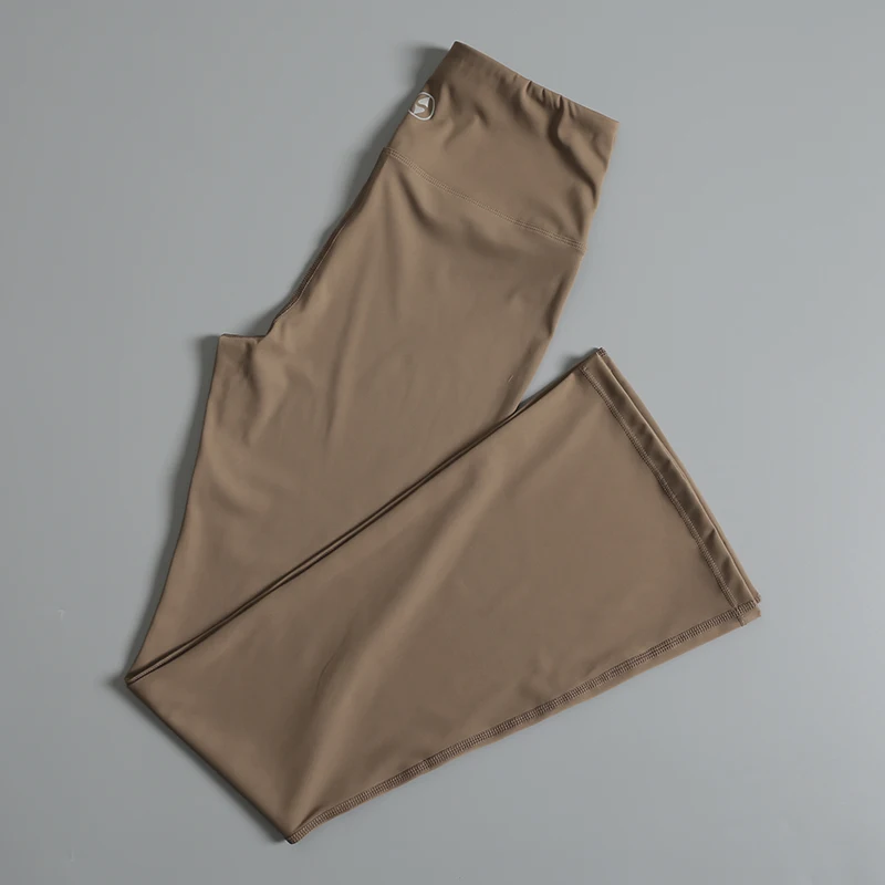 春と秋のスポーツで恥ずかしくないハイウエストリフティングヒップのためのベルボトムパンツを備えた女性用ヨガパンツ