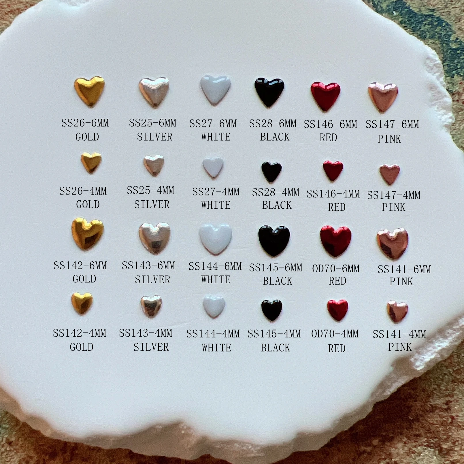 200 Uds. Lindo 4/6mm Nail Art corazón Metal Stud decoración de uñas