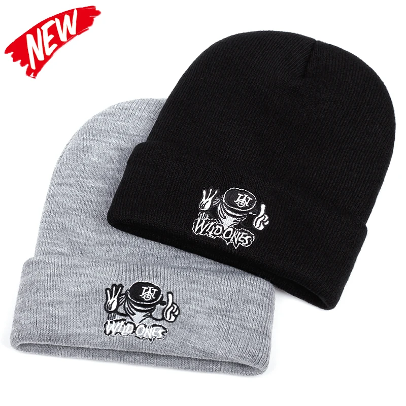 New Men's Fashion Masked Thief Finger Pattern Embroidery Knitted Hat Winter Warm Outdoor Sports Hat Soft Beanie Hat For Men Wome