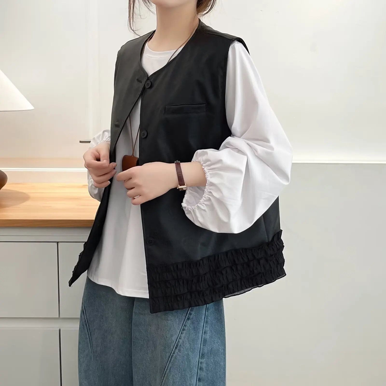 XXXXL Fashion Plus Size سترة نسائية من جلد البولي يوريثان سترة خريف جديدة أنيقة وأنيقة بدون أكمام
