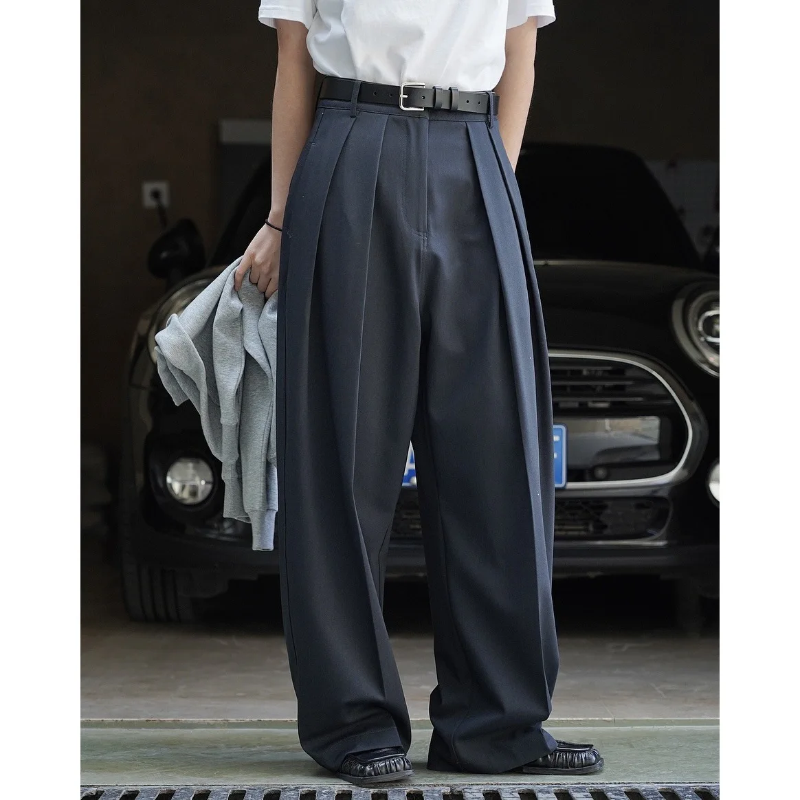 Early autumn new Korean version simple commuter straight wide-leg trousers loose crisp casual trousers women