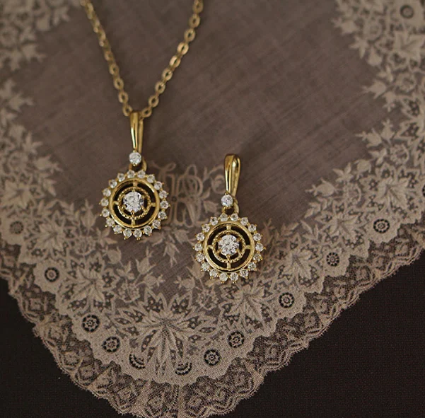 

9k gold moon pendants zircon pendant for women au375 jewelry