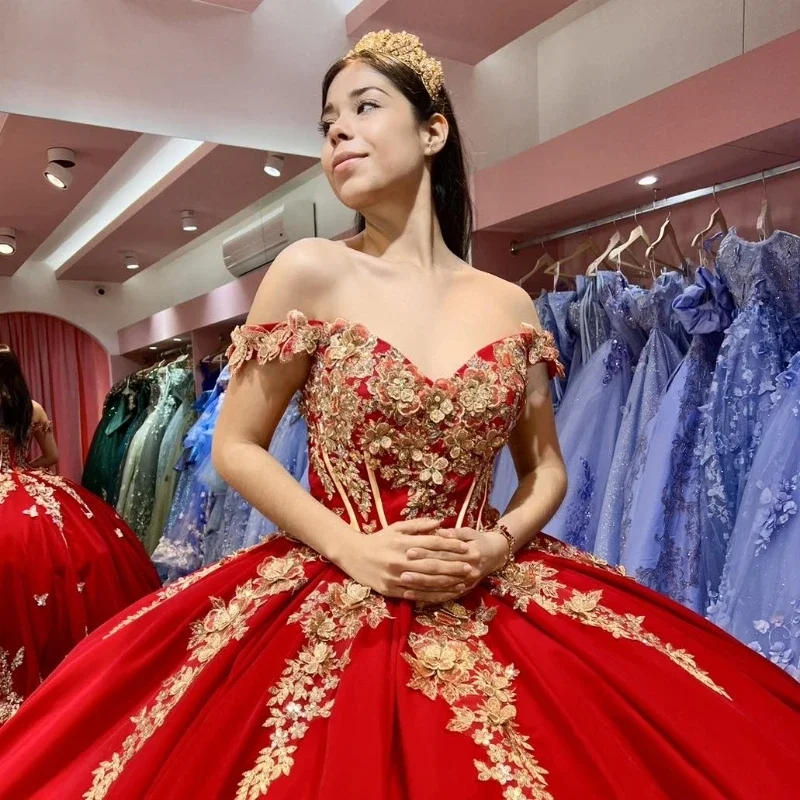 Vestido rojo brillante para quinceañera, traje De tul dorado con encaje 3D, flores y lazo, 15 Años, 2024