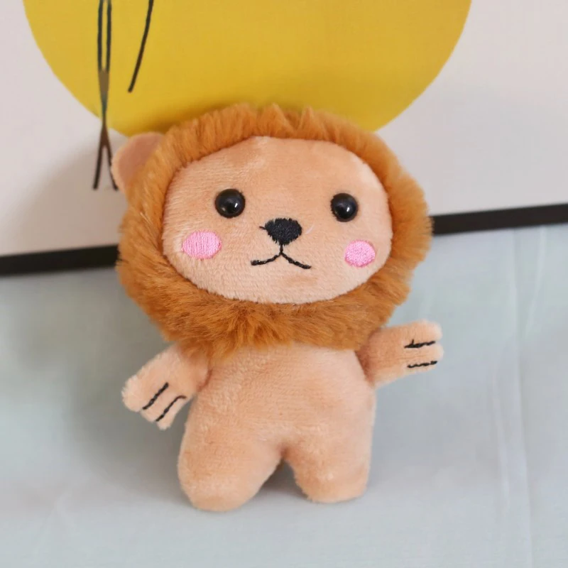 매력적인 사자 만화 플러시 키체인 인형, 완벽한 어린이 선물 및 백팩 펜던트