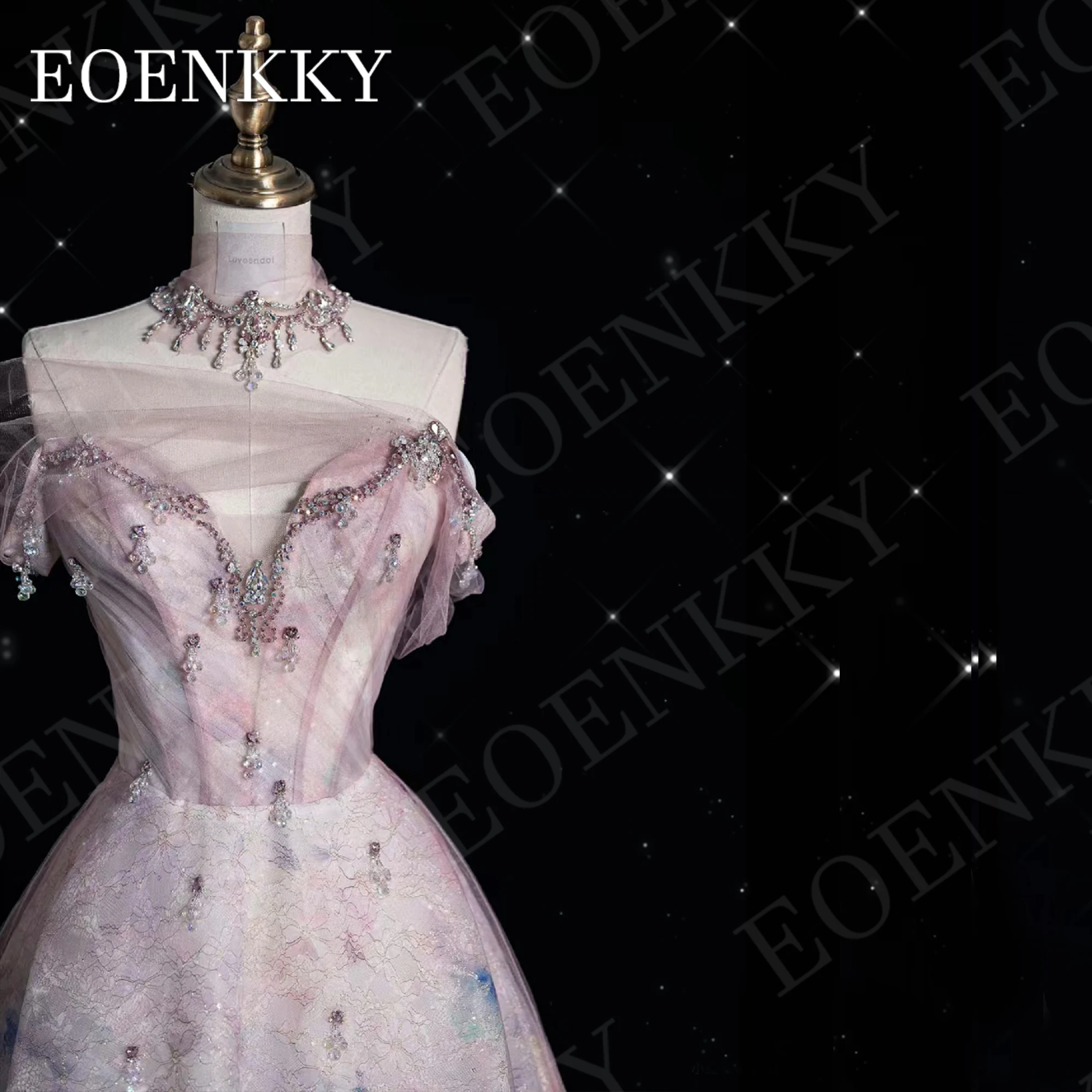 EOENKKY Prom Jurken 2024 Luxe Gown Dubai A Line Crystal Tulle Graduation Jurk met afneembare Train Strapless V-hals Vrouw Prom Jurken 2024 Luxe Jurk Dubai A Lijn Crystal Tule Graduatie Jurk met Afneembare Trein Straple