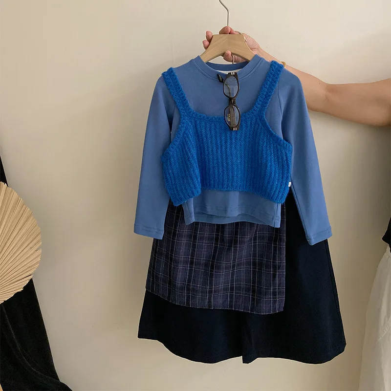

Girls Suit 2025 Autumn and Winter New Childrens Clothing Girl Baby Knitted Vest Solid Color Top Fart Curtain Pants Four Sets
