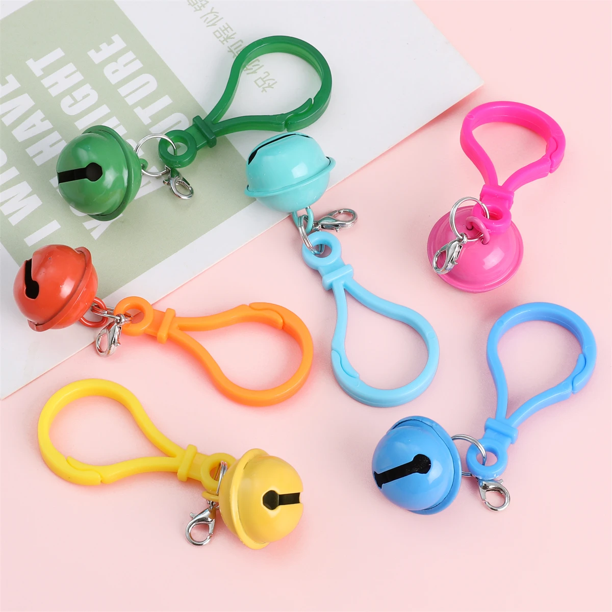 

5-10Pcs Random Mixed Color Alloy Bells Charms Acrylic Keychain For Bag Pendant Purse Car Keyring Bell Decoration DIY Accessories