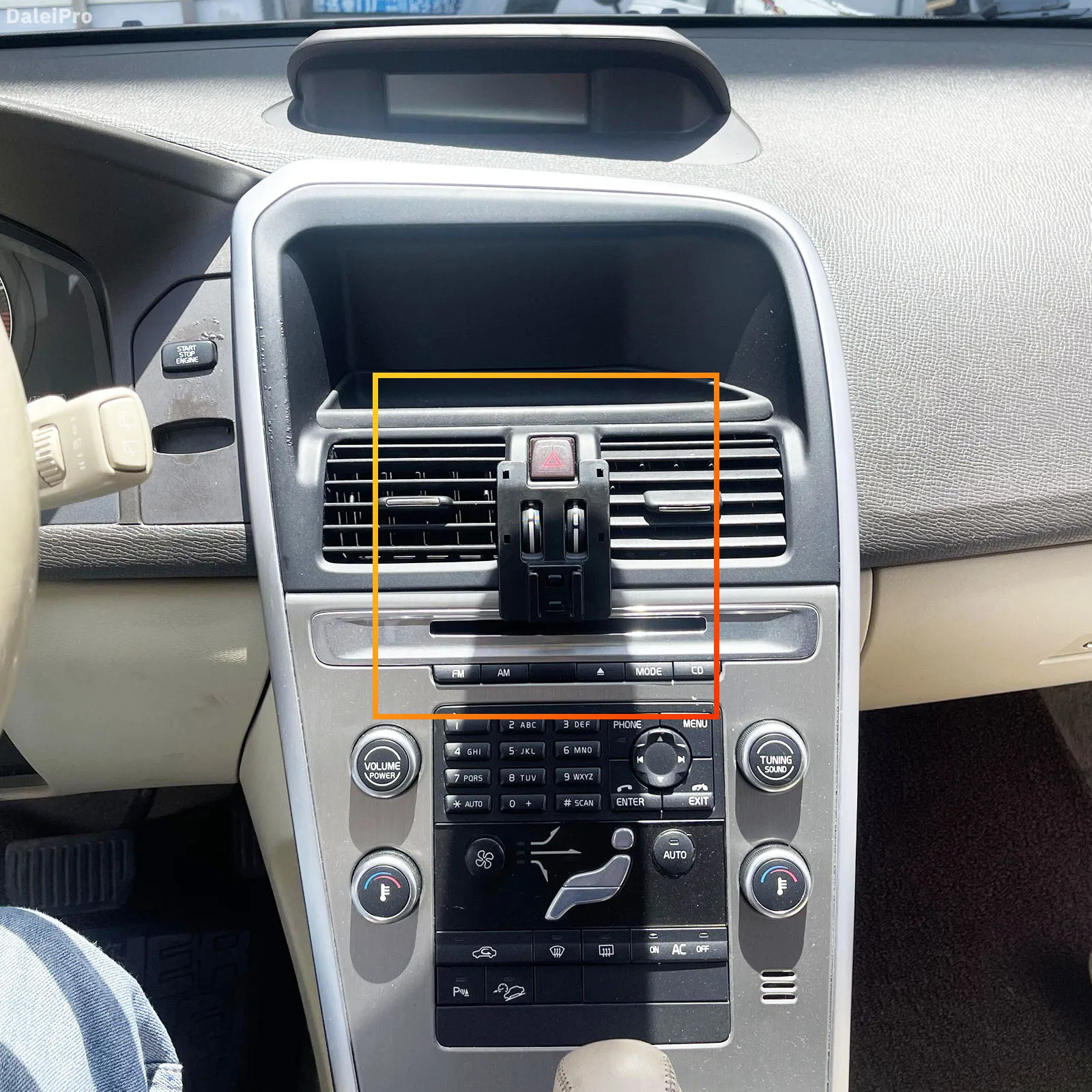 For Volvo XC60 2009 2010 2011 2012 2013-2017 Car Phone Holder, 2-in-1 Holder & Base Kit, OEM Clip-On Design Phone Mount Base