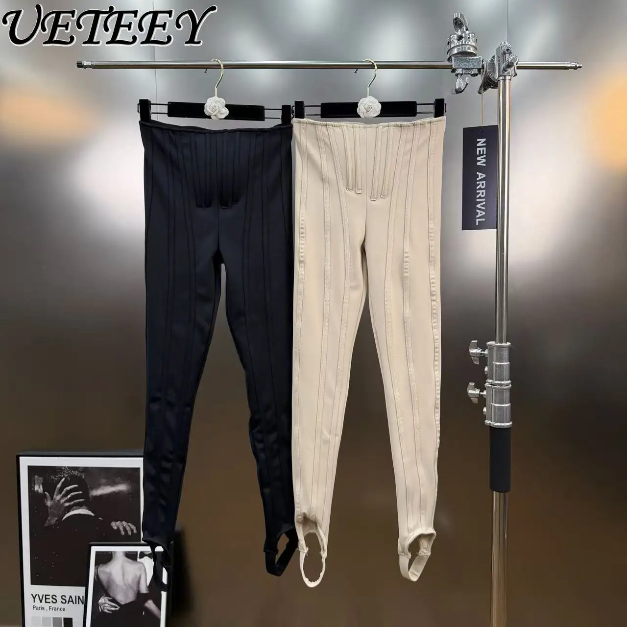 

2026 Spring High Waist Fishbone Waist Slimming Footed Leggings Butt-Lifting Design Sense Niche Tight-Fitting Long Pants