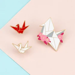 Origami Bird Brooch Cartoon Red White Paper Cranes Enamel Pin Women Men Denim Shirt Bag Lapel Pins Badge Animal Jewelry for Kids