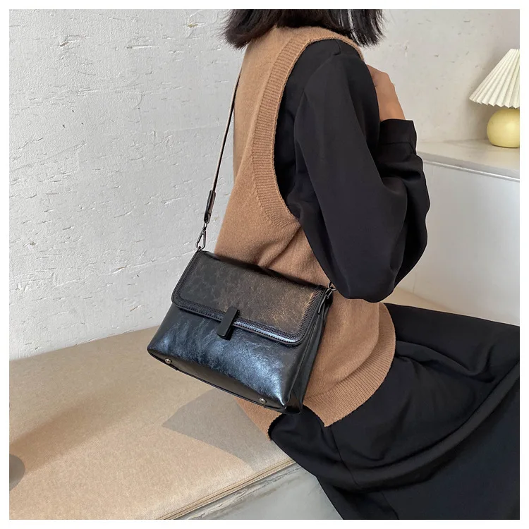 Small PU Leather Crossbody Bags For Women Classic Trend Broad strap Shoulder bags vintage Female Handbags Lady Hand Bag