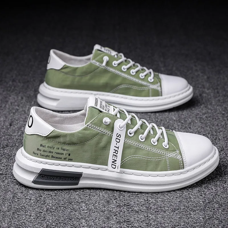 Summer New Ice Silk Cloth Man Shoes Breathable Men Canvas Shoes Fashion Casual Men Shoe Fashion Sneakers 2025 Zapatillas Hombre