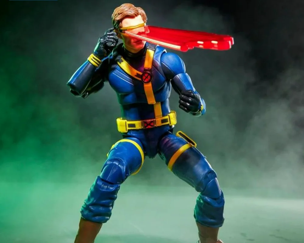 In stock, Hasbro Marvel Avengers 5 Day of Destruction movie version laser eye 6 inches, collection ornament