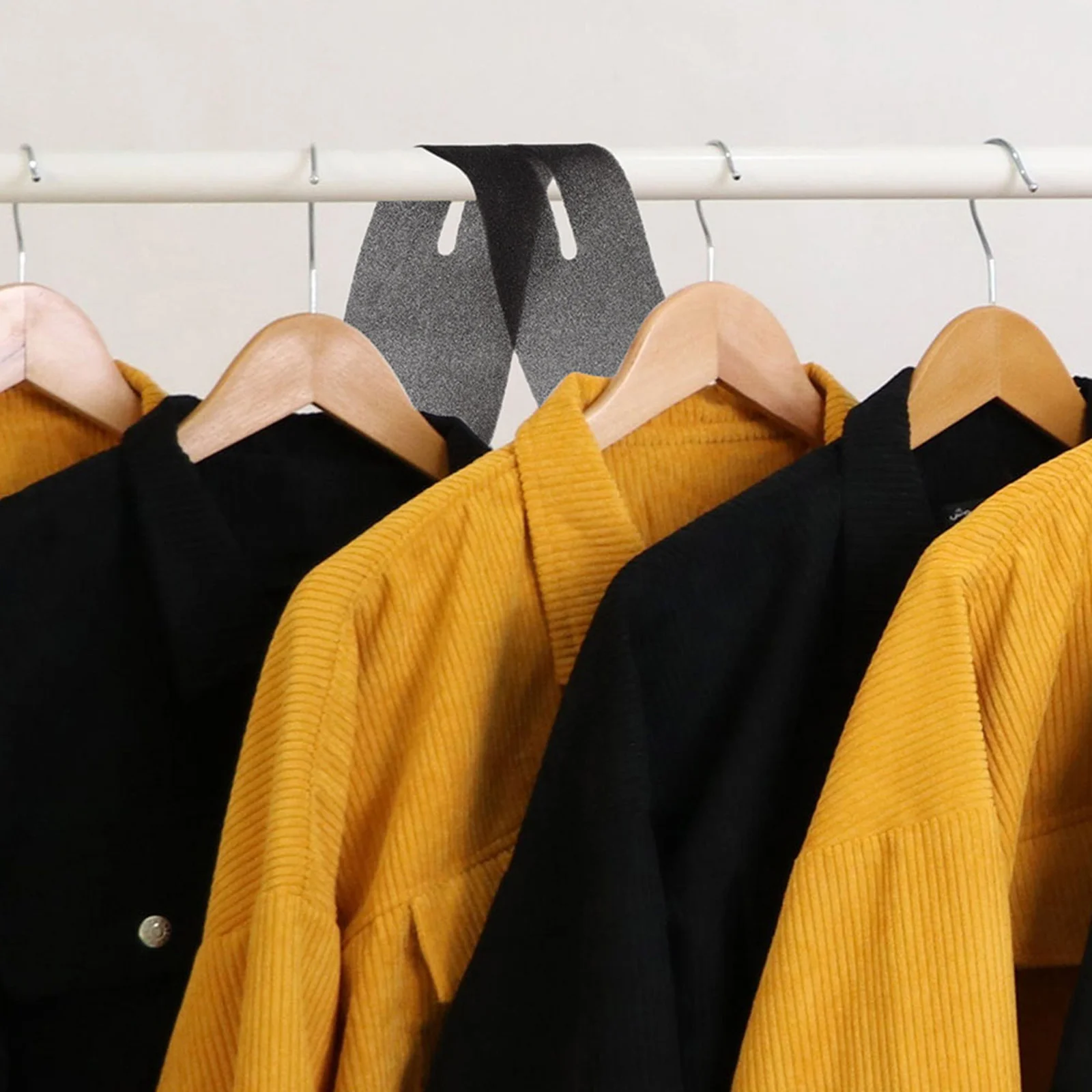 

50Pcs Non Slip Hanger Covers Black Anti Skid Grips for Clothes Racks Suits Sweaters Dresses Protective Sponge Pads