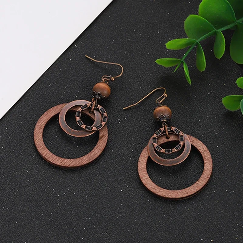 Ethnic Women's Natural Wooden Drop Earrings Vintage Geometric Round Triangle Wood Dangle Earrings Jewelry for Female Gift view 3