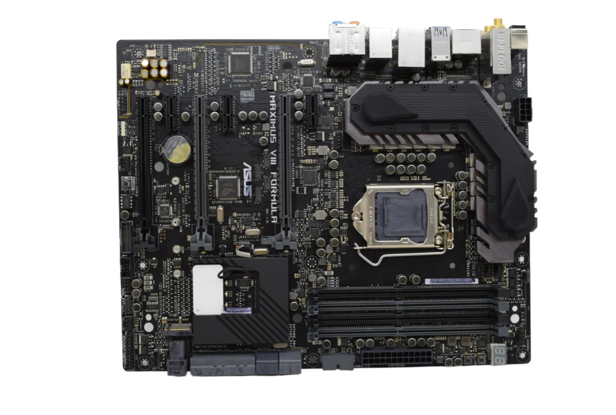 اللوحة الأم ASUS ROG MAXIMUS VIII FORMULA تدعم i7 6700K 7700K 7700 i5 6500 7600 i3 6300 6100 CPU 4 × DDR4 M.2 Z170 اللوحة الرئيسية