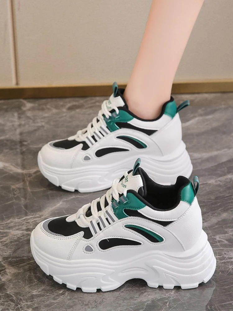 2025 Autumn New Women's Clunky Chunky Sneakers Korean Sole Height Increasing Versatile Casual Breathable Thick Shoes for Women