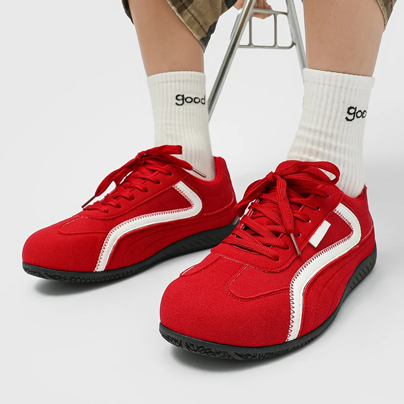 

Винтажная красная уличная обувь, мужские летние дизайнерские повседневные мужские кроссовки, модные низкие гоночные кроссовки, мужская обувь для скейтборда 2025