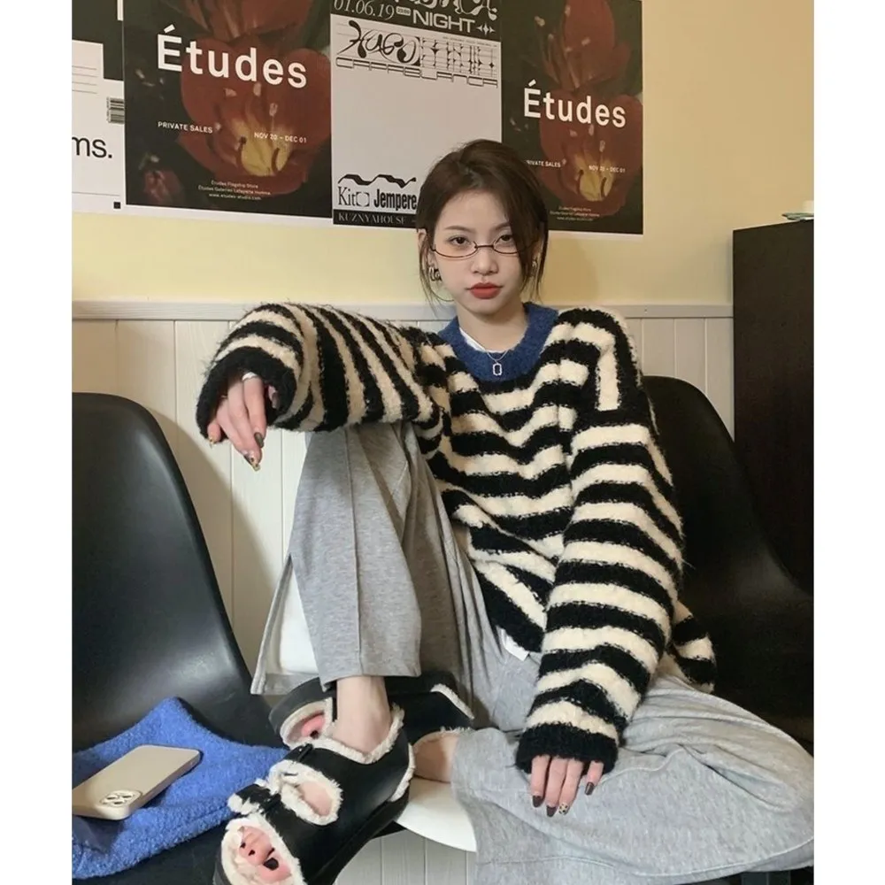 

Sweater new Korean knitted ladies striped seahorse sweater autumn Harajuku sweater women's oversized sweater