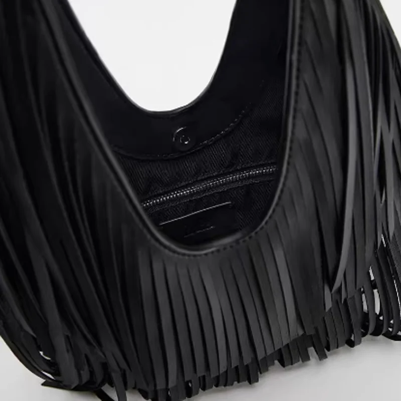 Fashion Crossbody Bag Large Capacity Women Tassels Shoulder Bag Minimalist Fringe Hobo Bag Solid Color for Party Vacation Bag image 4