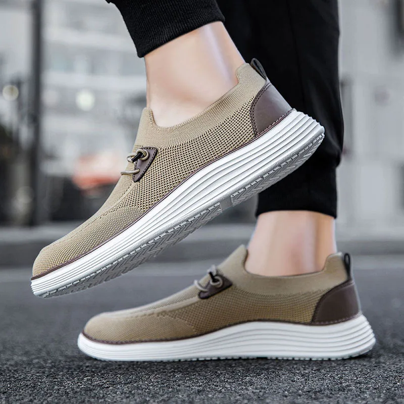 Fujeak New Fashion Men\'s Shoes Brand Men Classic Casual Shoes Brand Outdoor Light Loafers Mesh Men Sneakers Tenis Masculino