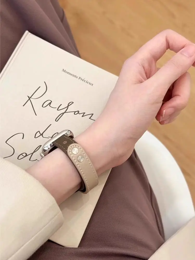 حزام جلدي نحيف أنيق لساعة أبل 44 ملم 45 38 40 41 42 49 ملم سوار معصم بسيط لسلسلة iWatch 9 8 7 6 5 4