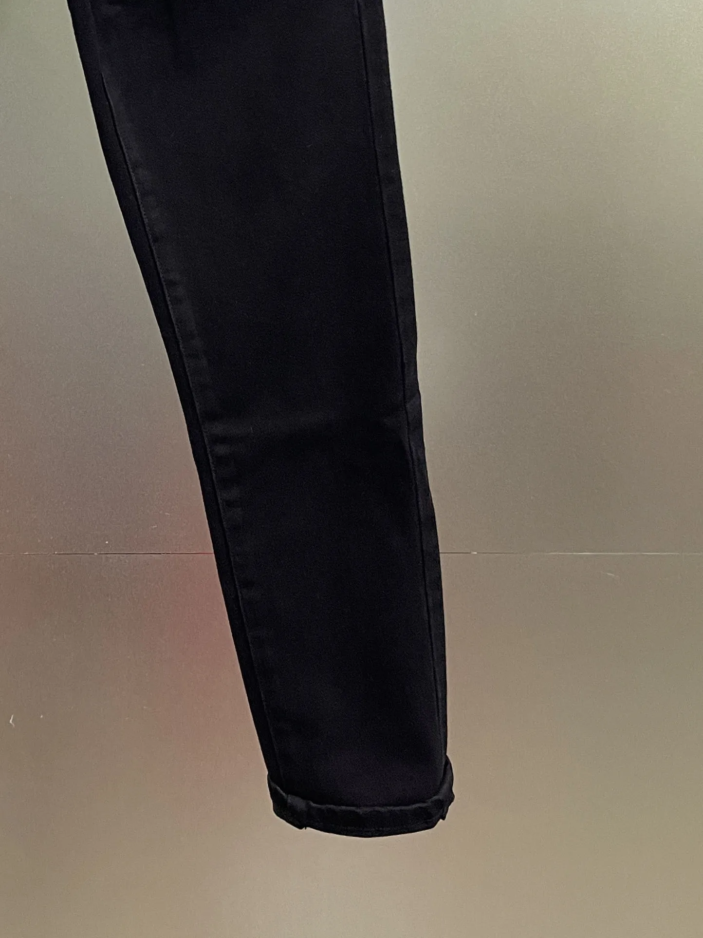 2024 Spring/Summer New D2 Jeans for Men, Water Washed, Scratched, Patched, Simple, Versatile, Slim Fit, Small Feet, Blue