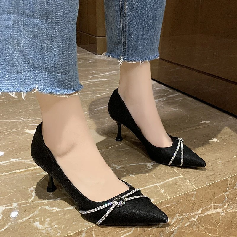 2023 Shallow Fashion High-heeled Shoes Women New Online Red Spring and Autumn Sexy Rhinestone Pointed Thin Heel Shoes Women's