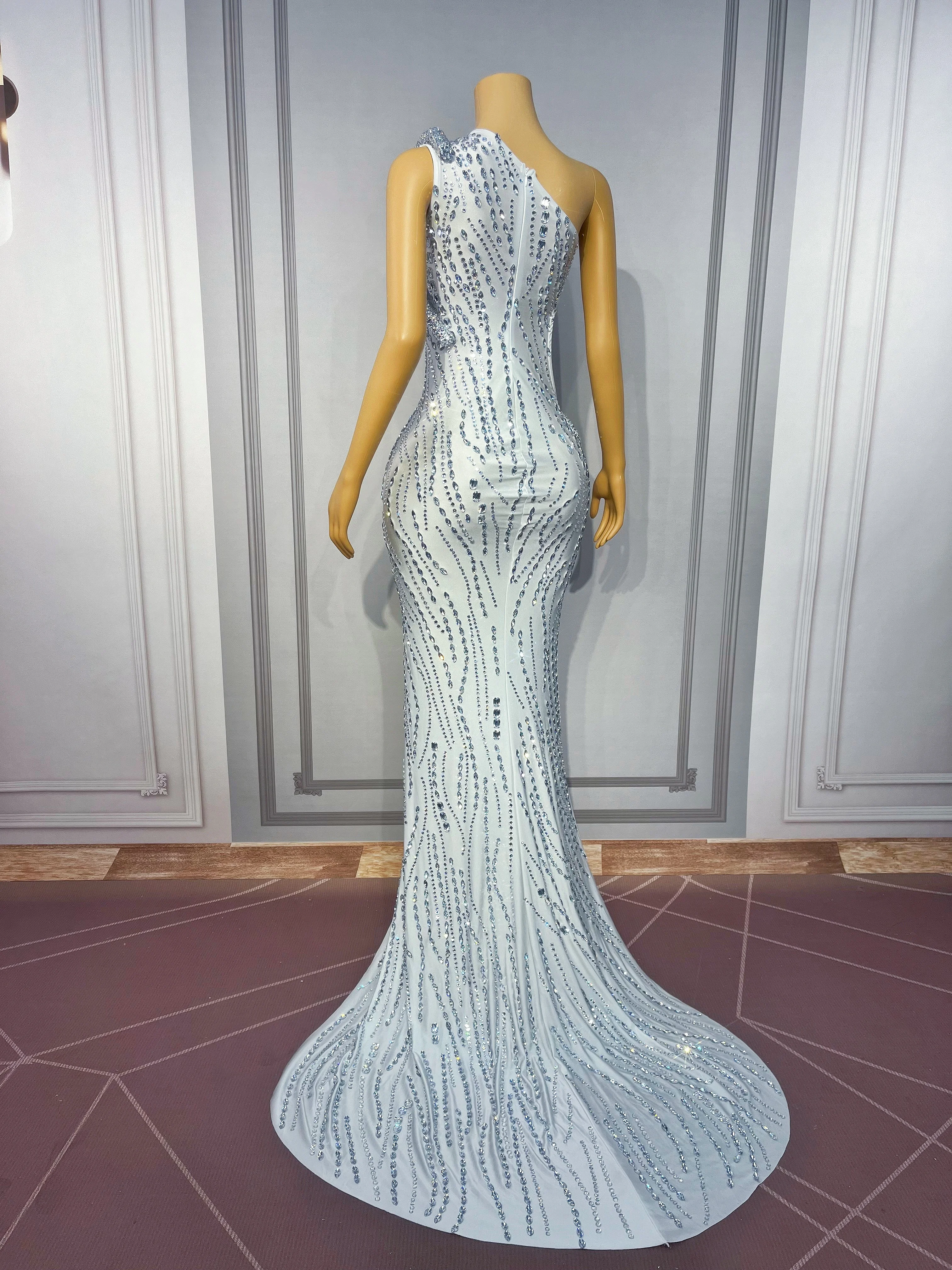 Luxury Silver Sparkly Rhinestones Split Long Train Dress Wedding Evening Birthday Celebrate Sexy Big Tail Dresses siluo