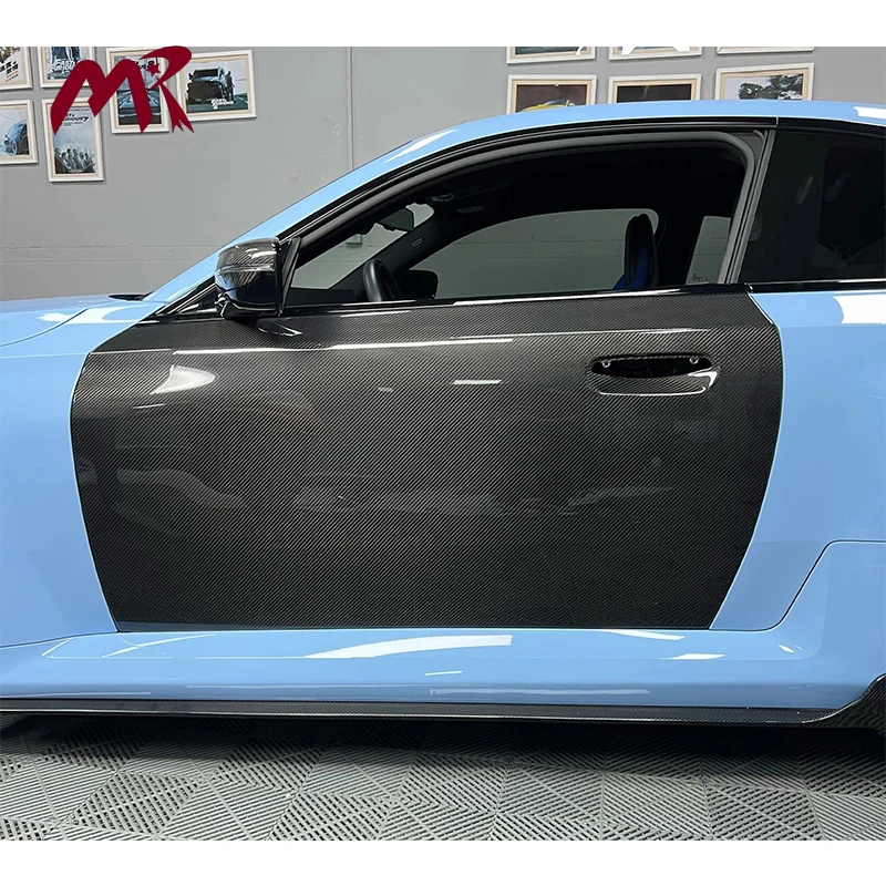 For M2 Dry Carbon Fiber Door Panel for BMW G87 Dry Carbon Fiber door for BMW M2 2023+ G42 M240i Dry Carbon Fiber Door view 2