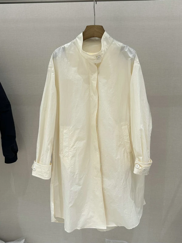 

Spring 2026 Women's Longline Sun Protection Coat Single Button Commuter Silhouette Outerwear Stylish Stand Collar Windbreaker