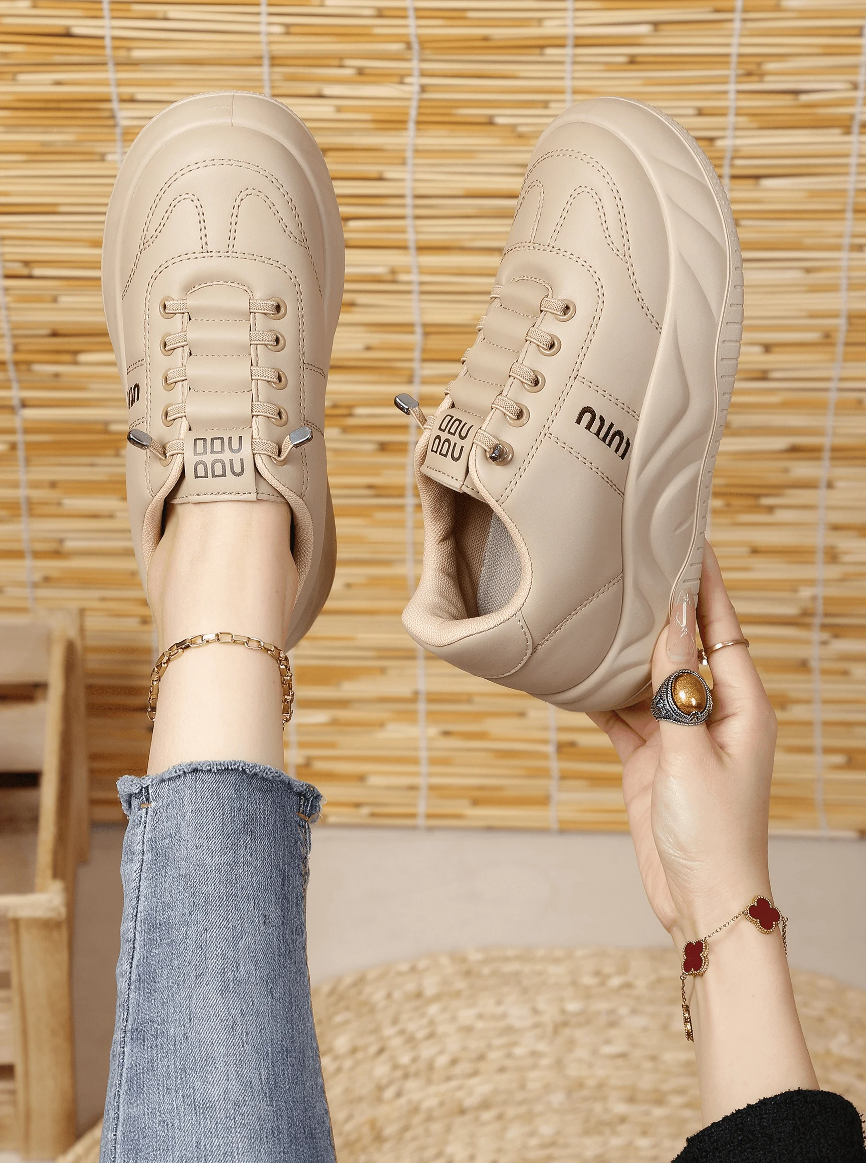 Damen-Plateau-Sneaker - Dicksohlige, einteilige, zum Überziehen und Schnüren geeignete Freizeitschuhe - Modische und vielseitige Laufschuhe – Detail 6