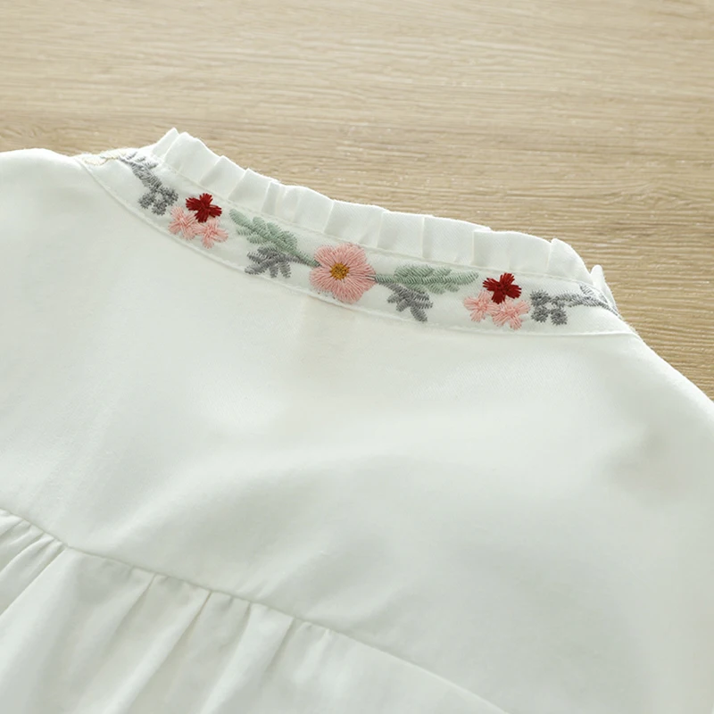 Spring Autumn Women Flower Embroidered Wooden Ear Edge Shirt White Color Stand Collar Female Button Bottom Blouse Tops U341