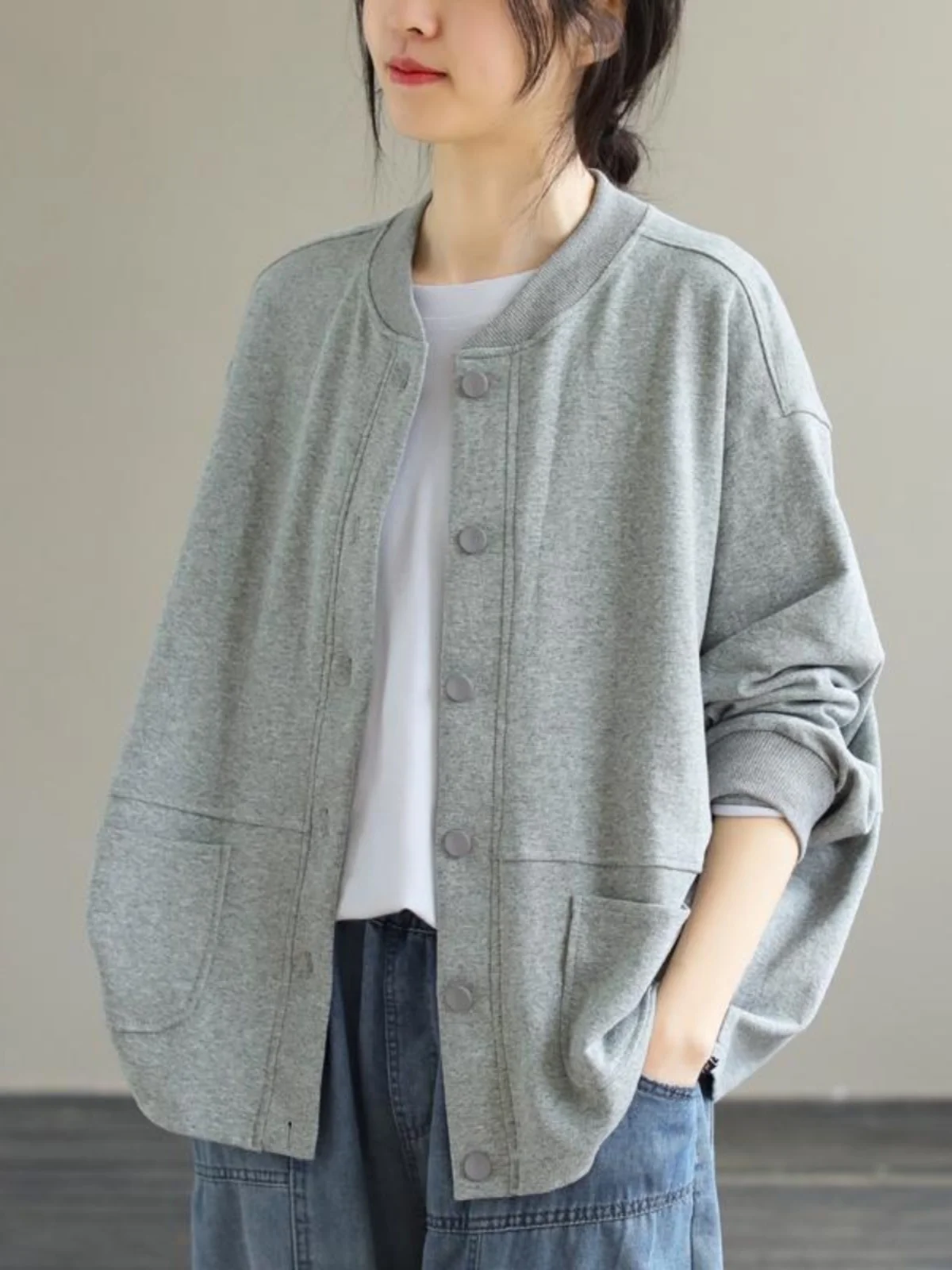 

Корейский повседневный свободный круглый свитшот Ne для женщин, весенне-осенний сезон, маленький размер, универсальный удобный автомобиль...