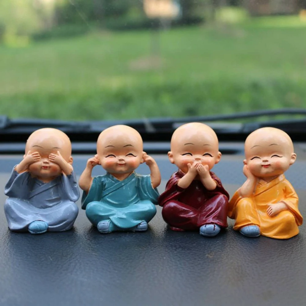 4Pcs/Set Resin Statue Car Decoration Ornament Crafts Gift Little Monk Sculptures Cute Buddha Statues Dolls Table Car Decoration