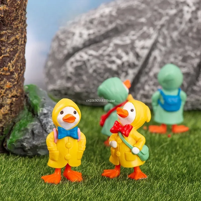 4pcs/set Umbrella Raincoat Cute Cartoon Duck Miniature Figurine Ornaments Yellow Ducklings Figurine for Miniature Garden Decor