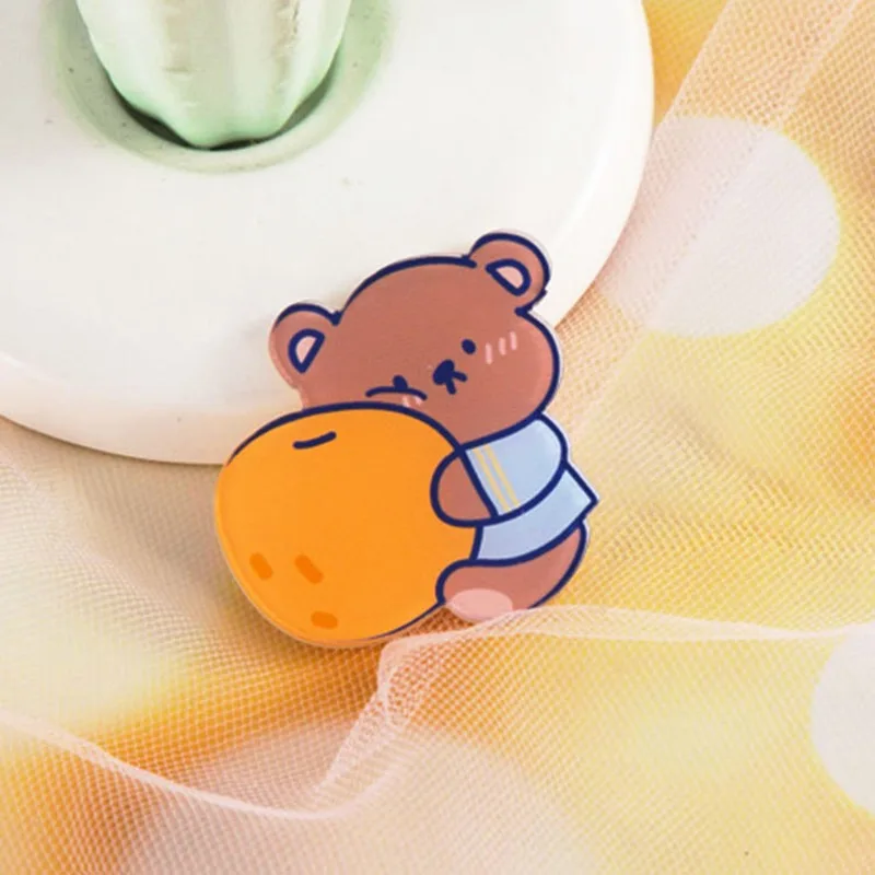 Lovely Little Bear Brooch Korean Bears Compact Emblem Decorative Acrylic Brooches Bag Light Pendant Cute Clothing Parts Gifts