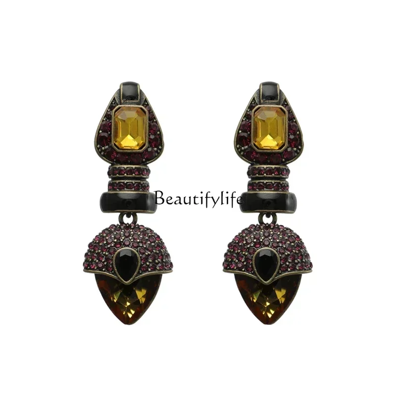 

Vintage Shining Atmospheric Court Style Niche Stud Earrings