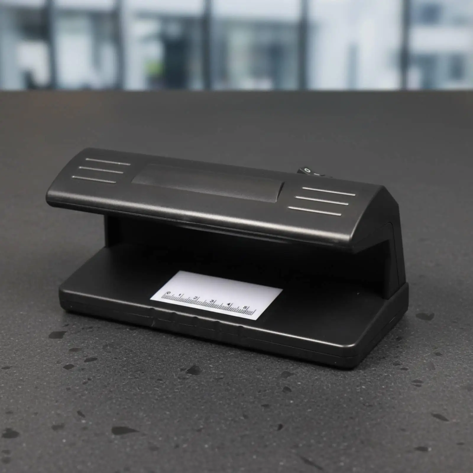 Bill Checker Portable and Compact Counterfeit Verifier Legal Tender Note Verifier Light for Shop, Store, Office