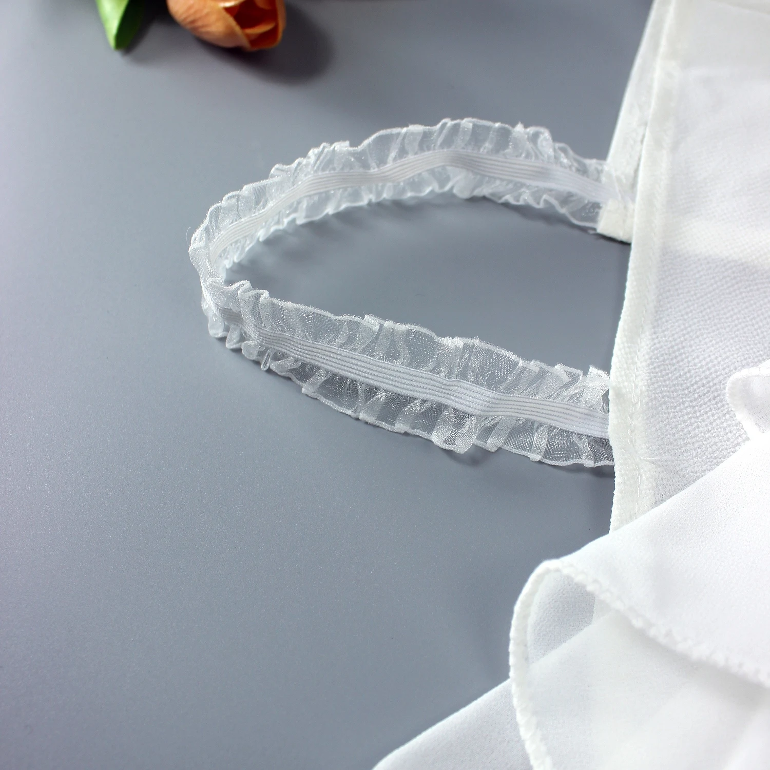 1 piece of white fake collar inspired by European medieval Renaissance ruffs, serving as a bib, cravat, equestrian collar access view 5