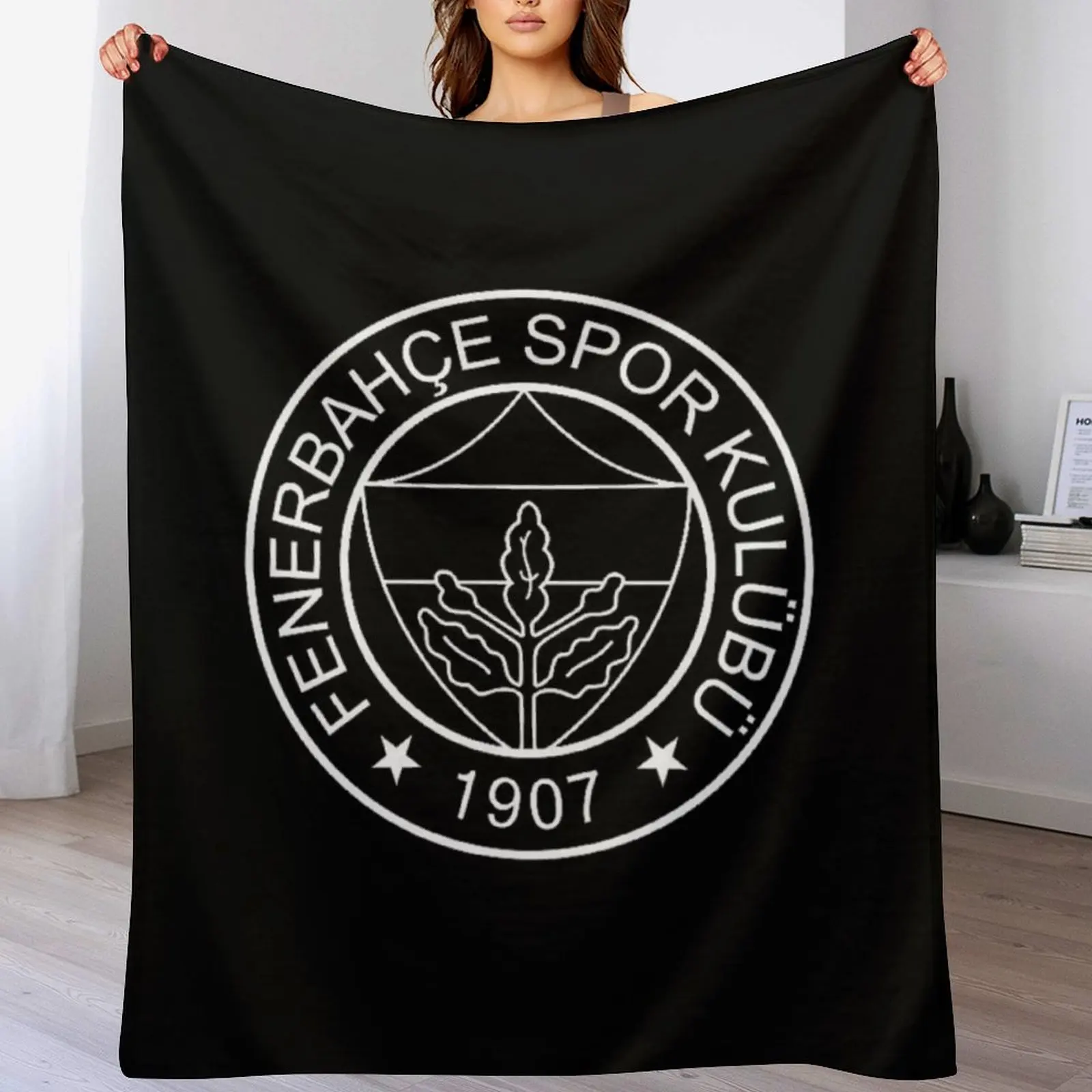 Fenerbahce Black (no stars) Throw Blanket Quilt Bed Fashionable Blankets