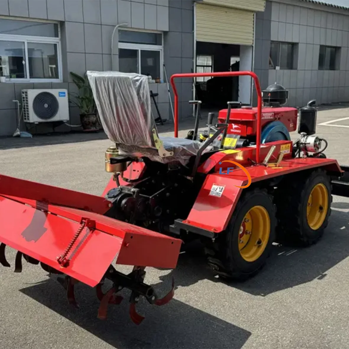 25 Horsepower Riding Mini Four Wheel Plow  Small Four-wheel Belt Rotary Tiller Plow Head Bulldozer Cultivator
