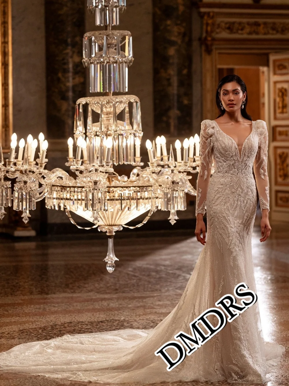 

DMDRS Romantic Long-Sleeve Wedding Dress Romantic V-Neck A-Line Bridal Gowns Charming Appliquéd Floor-Length Wedding Gowns