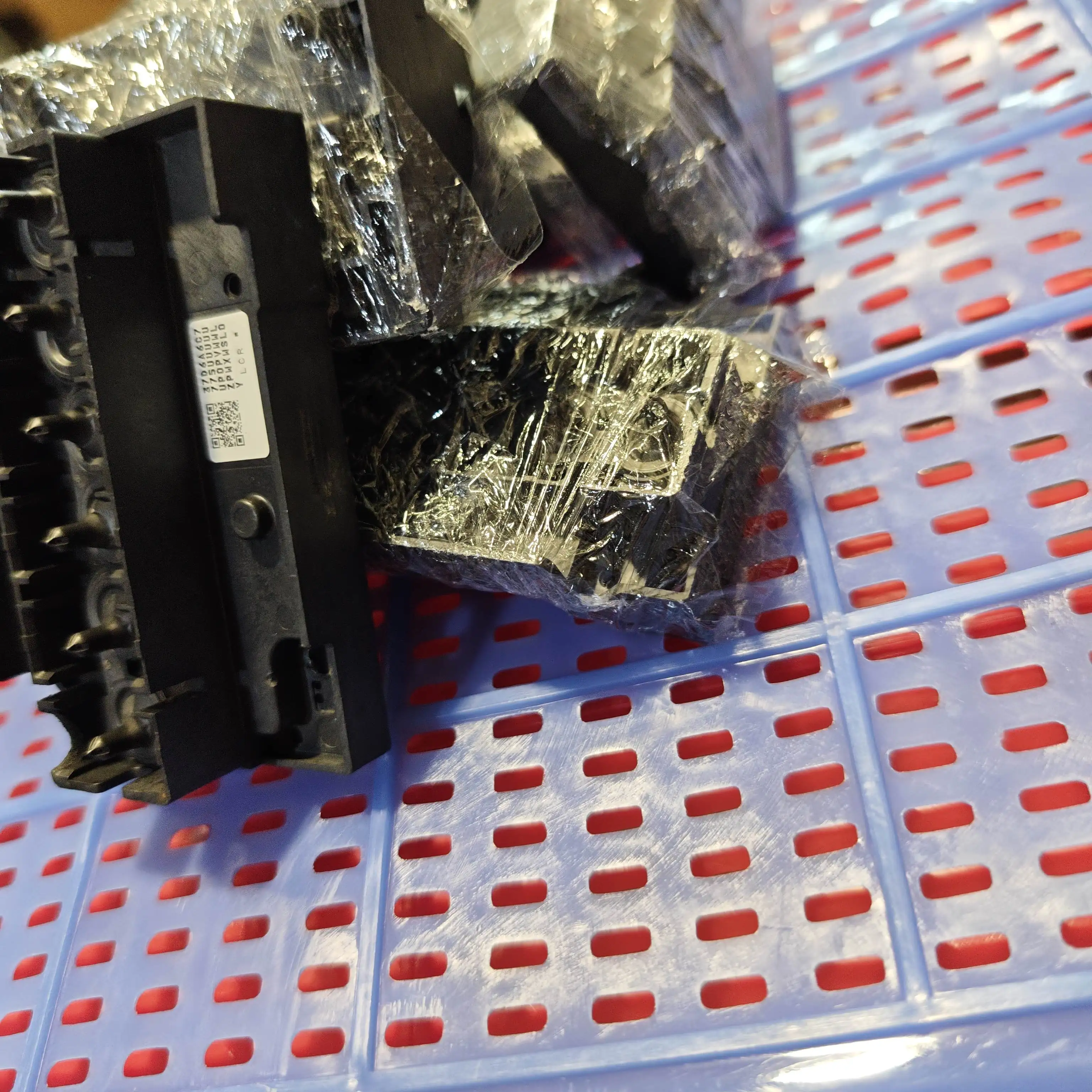 

1PCS L1800 Print Head Cover for Epson L800 L801 L805 R270 TX650 R290 T50 R1400 R1430 R330 R280 Print head Manifold