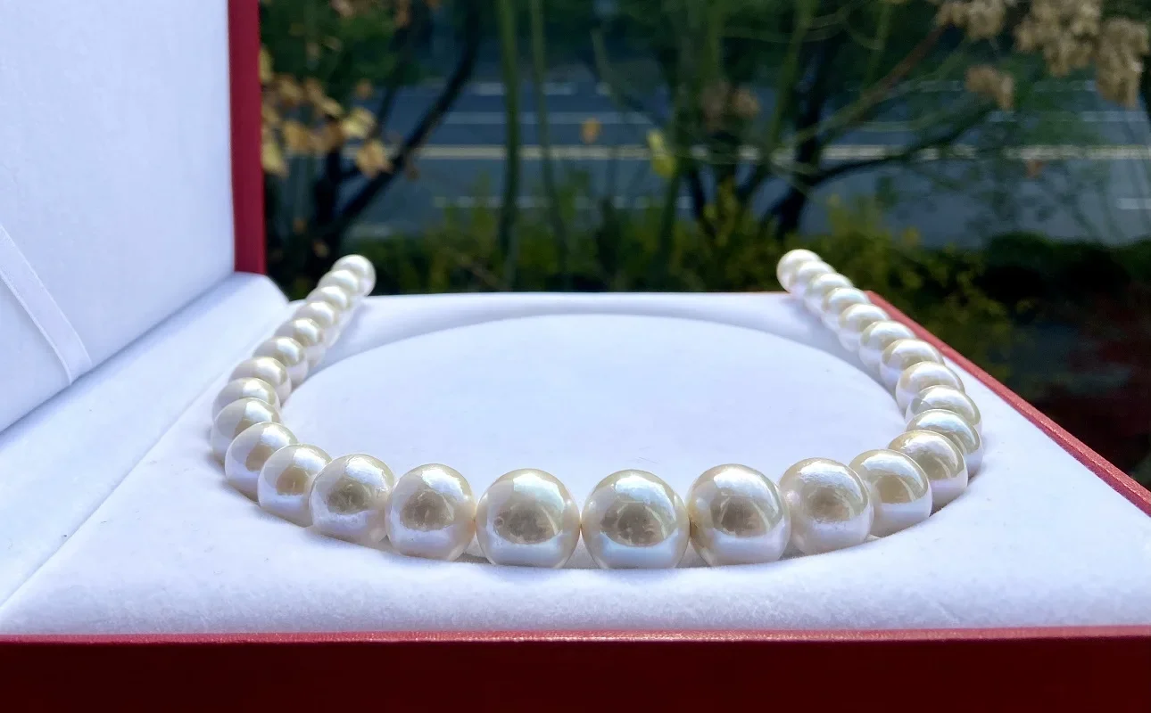 

New Fashion Women's 13-18mm Round White Sea Pearl 925 Sterling Silver Necklace Luster Wedding Female Jewelry Gifts Pendants