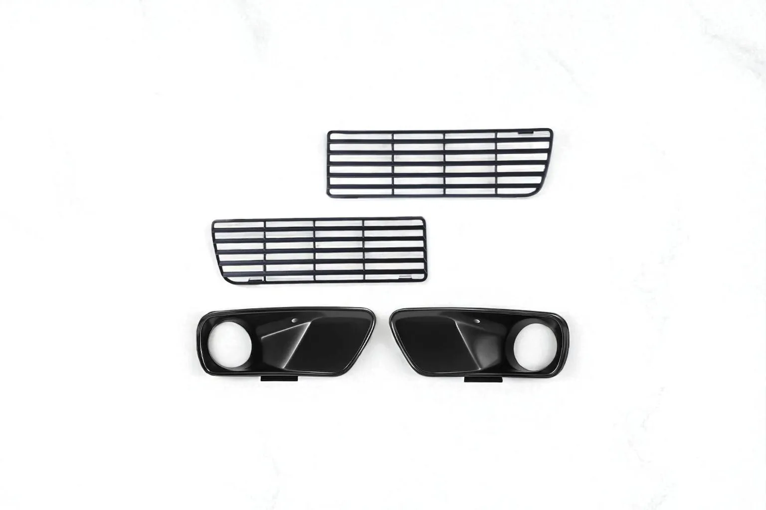 

Euro bumper reflector grille & lower air intake ducts for vw mk3 golf gti vr6 - 4 piece