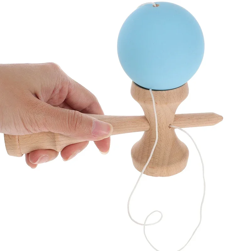 Jouet de balle d'épée en bois pour enfants, tasse de compétence, jeux de plein air, jouets amusants, cadeau d'anniversaire sportif, 1 ensemble