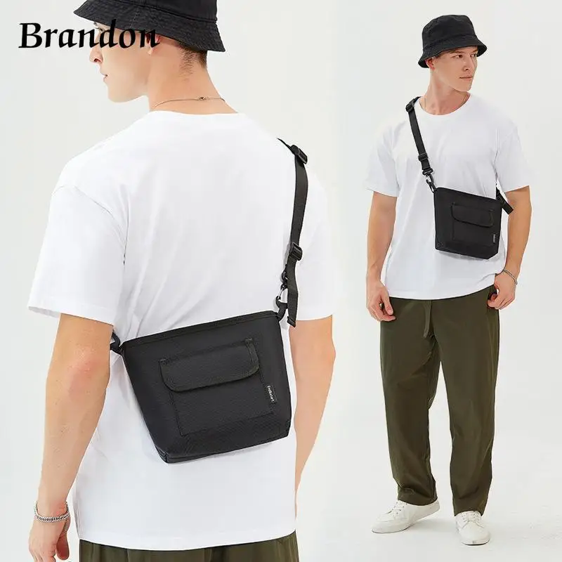 

Western style men's classic Korean shoulder bag waterproof Oxford cloth travel shoulder bag casual and practical small bag